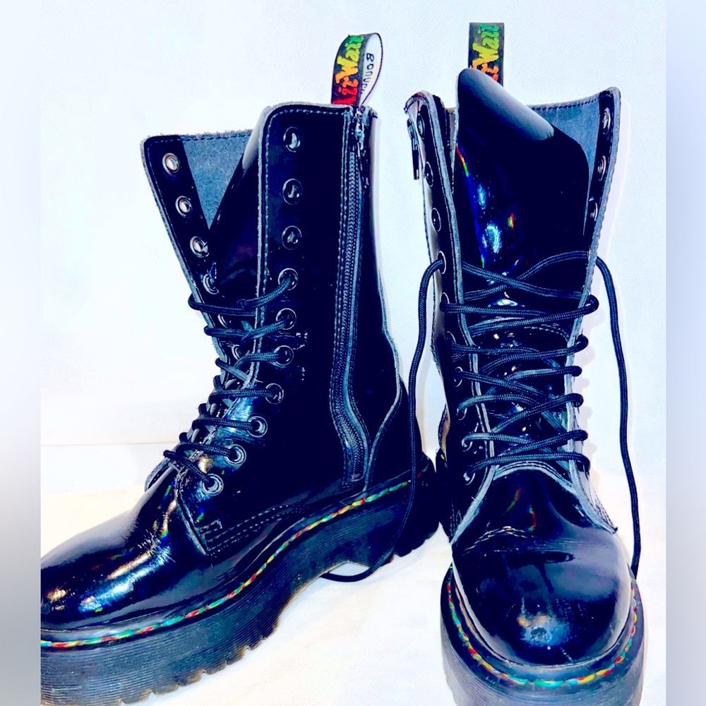 VERY RARE Black Rainbow Prism Patent Jadon Platform Dr. Martens